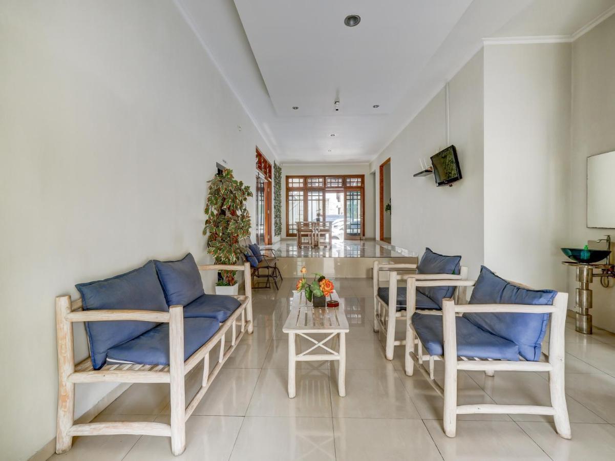 Hotel Collection O 3945 Bale Tardian Syariah Melati Esterno foto